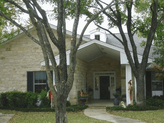 Colonial Gardens - Fort Worth, TX | Senior Living Choices