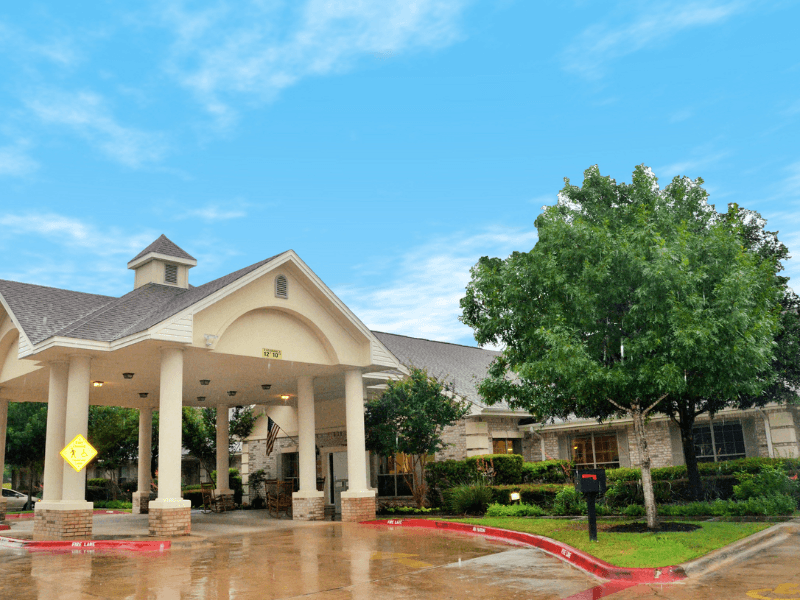 West Oaks Nursing and Rehab
